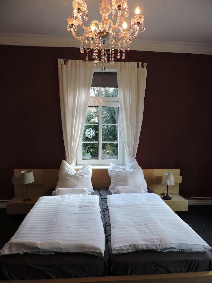 Bed and Breakfast Altes Pastorat Barmstedt Esterno foto