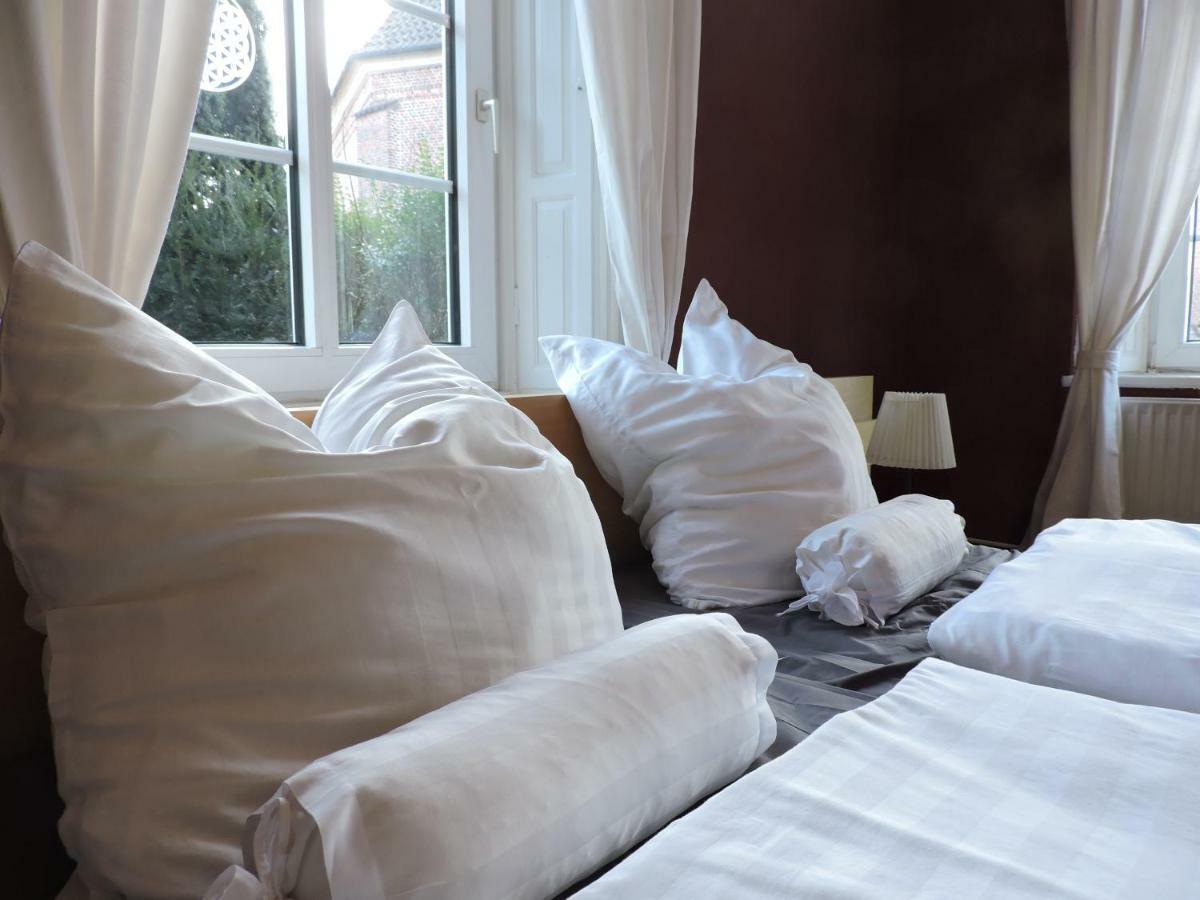 Bed and Breakfast Altes Pastorat Barmstedt Esterno foto